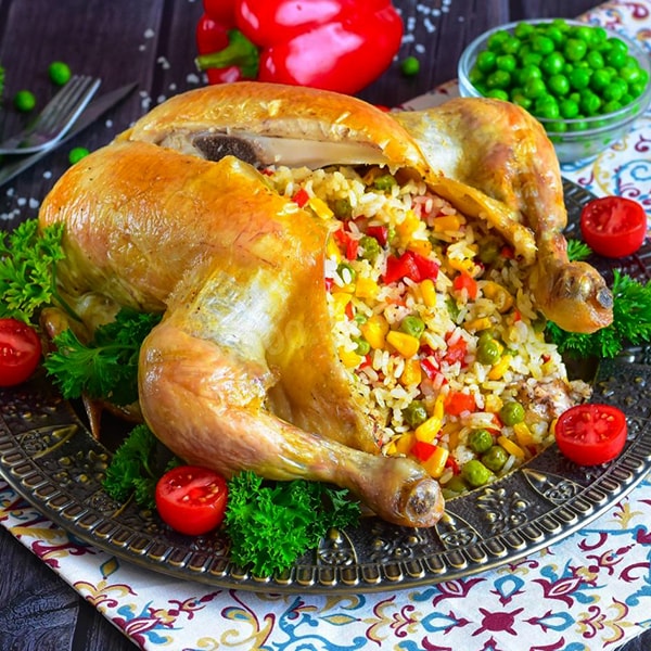 888 Курица запеченная в духовке фаршированная рисом